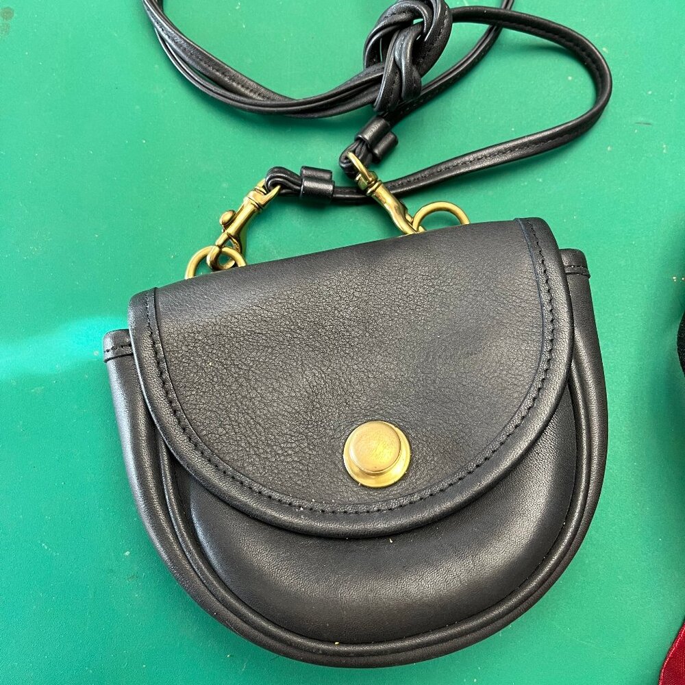 80's Vintage Coach Small Belt or Shoulder Bag - Black